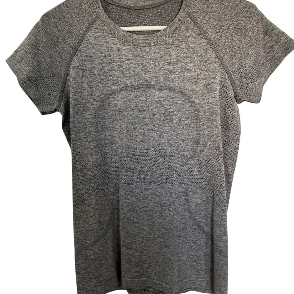 Swiftly Tech Short-Sleeve Shirt - size 8